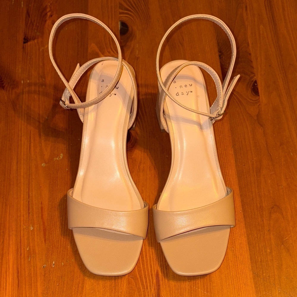 A New Day Women's Beige Strap Sandals